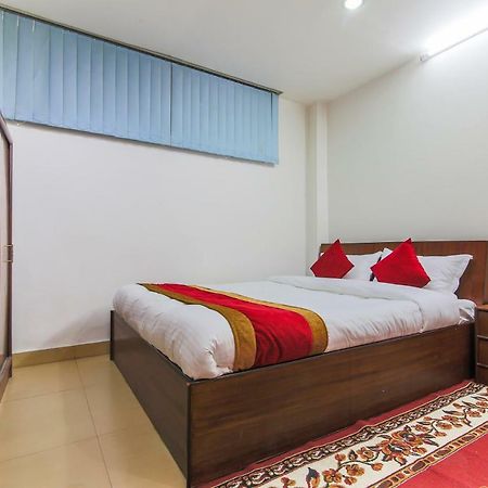 Oyo 358 Hotel Rose Star Катманду Екстериор снимка