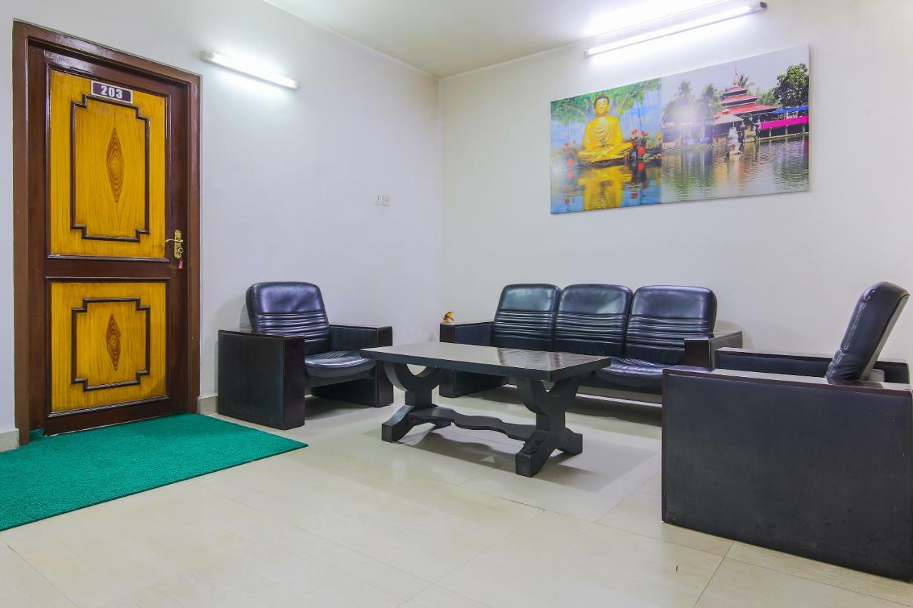 Oyo 358 Hotel Rose Star Катманду Екстериор снимка