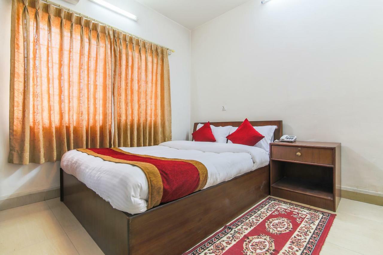 Oyo 358 Hotel Rose Star Катманду Екстериор снимка