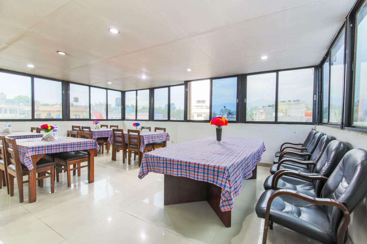 Oyo 358 Hotel Rose Star Катманду Екстериор снимка