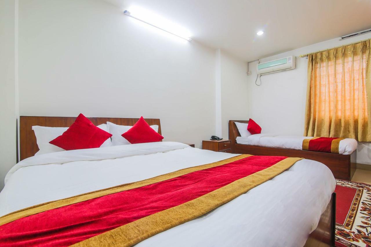 Oyo 358 Hotel Rose Star Катманду Екстериор снимка